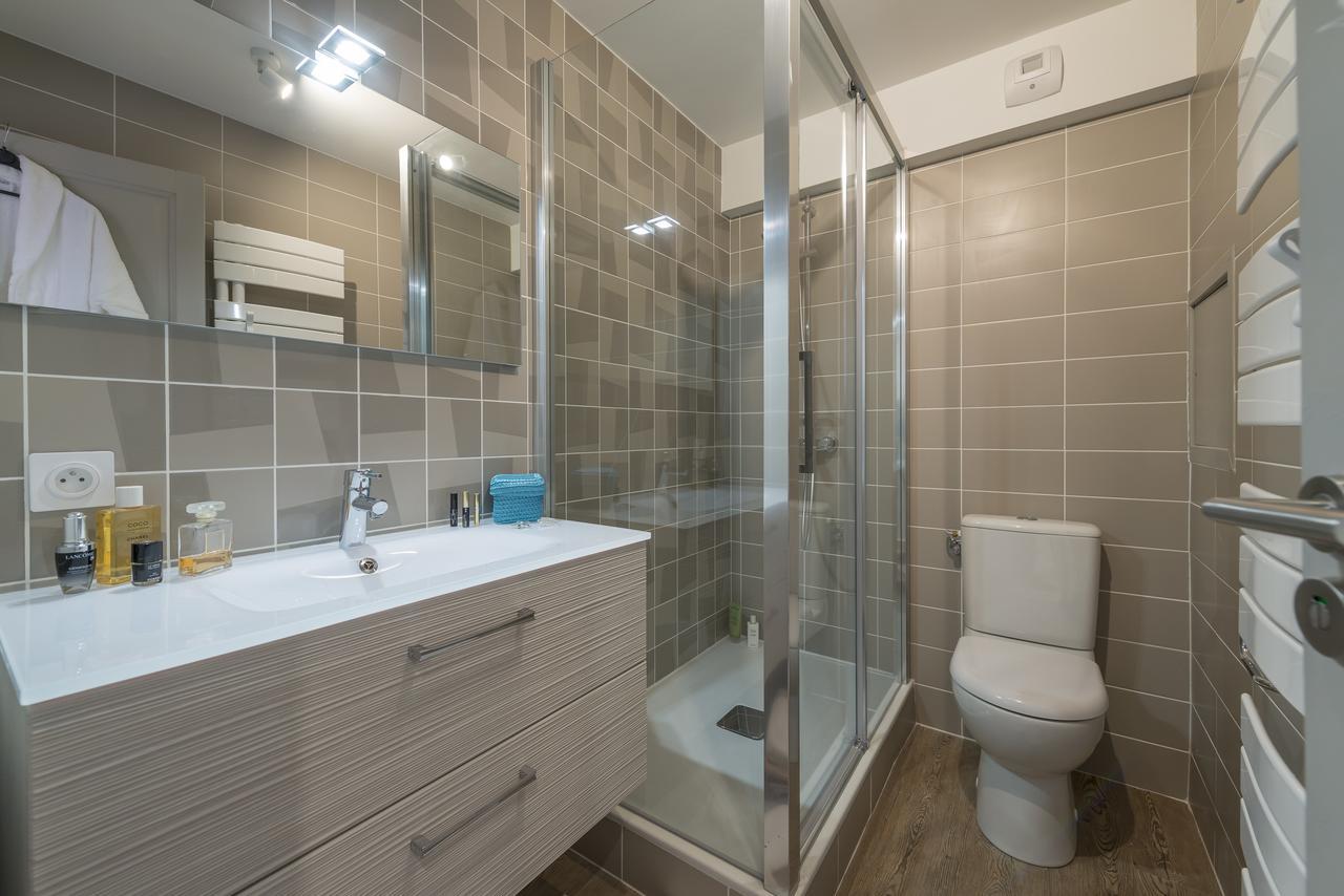 Three-Bedroom Apartment Cabin,566810520:JPEG