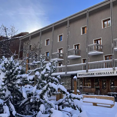 Everest Hotel-2